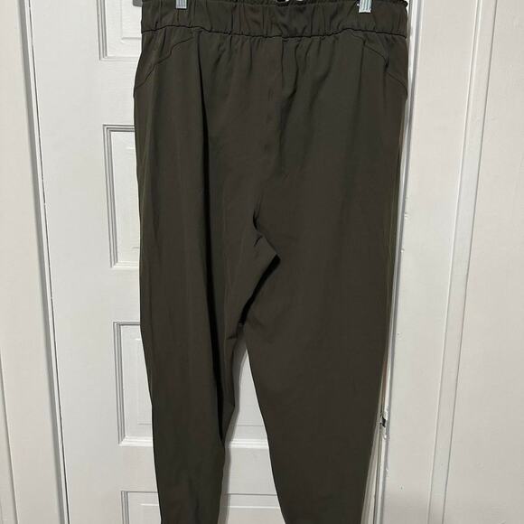 Olive green lululemon joggers - Picture 2 of 5